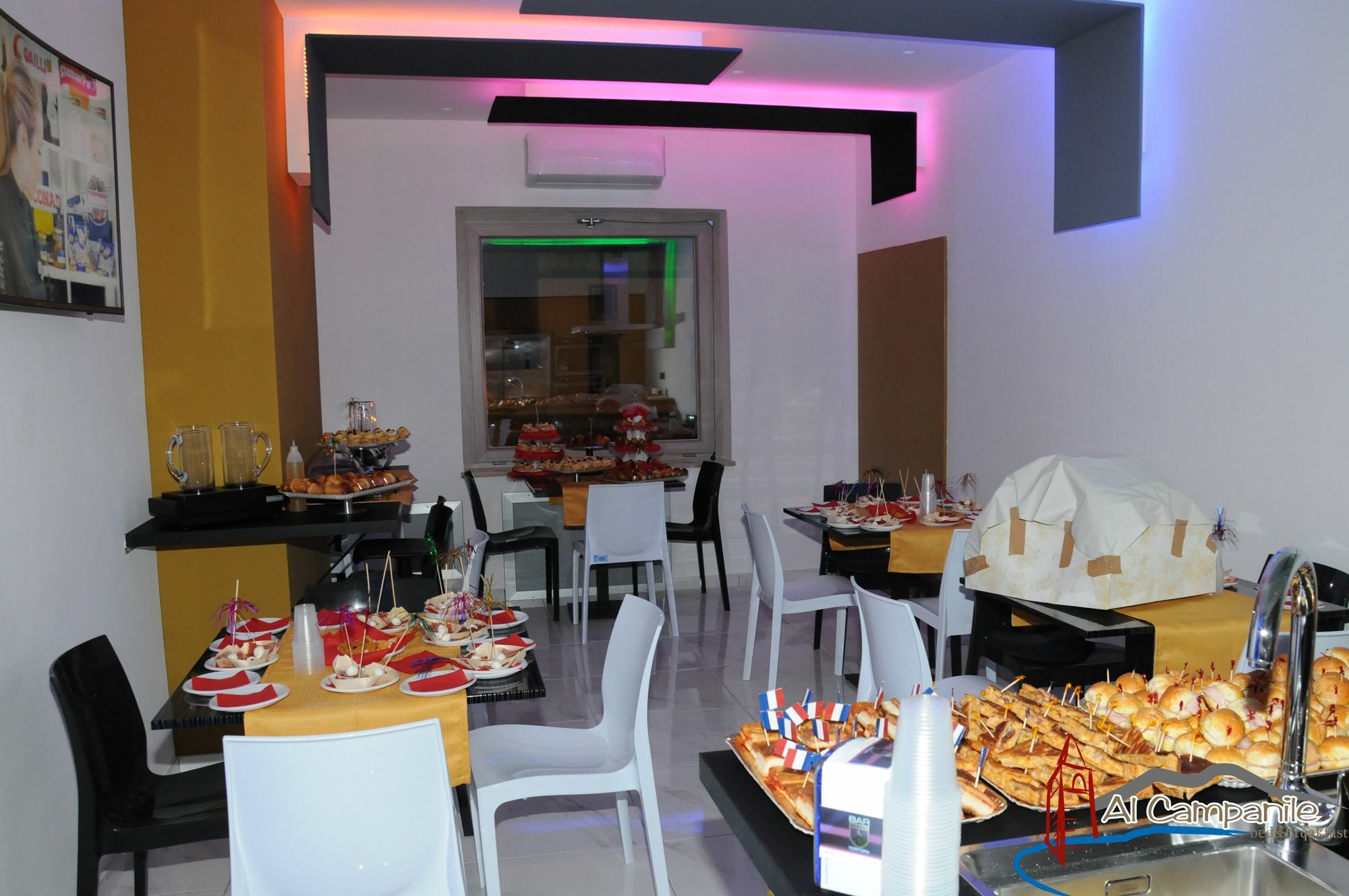 Al Campanile H. Centro 3*